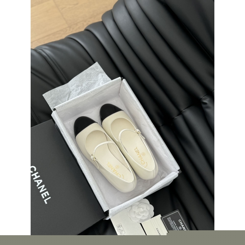 Ch*el flat shoes